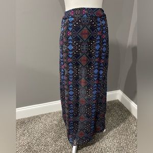 ✨✨Women’s Multi Colored Skirt ✨✨